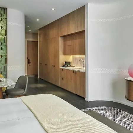 Hanza Tower Gold - 24 Sauna & Jacuzzi & Pool アパート シュチェチン