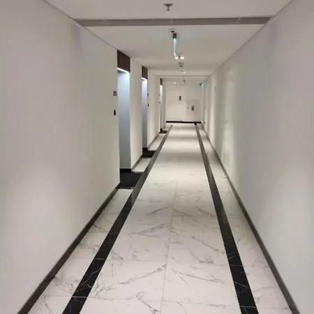 Hanza Tower Gold - 24 Sauna & Jacuzzi & Pool * シュチェチン
